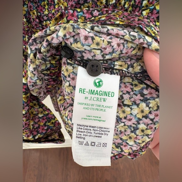 J.Crew Cinched-waist organic cotton top in Liberty® Busy Izzy fabric Size 10 - Picture 6 of 10